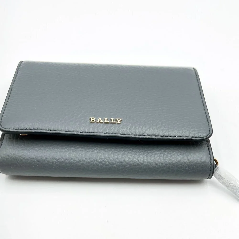 Bally Woodi Gray Pebbled Leather Bifold Wallet‎